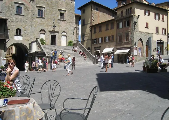 Il Loggiato * Cortona